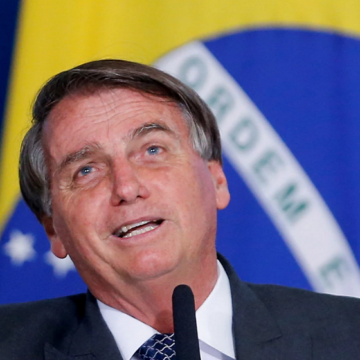 El presidente de Brasil, Jair Bolsonaro, se recupera tras una obstrucción intestinal