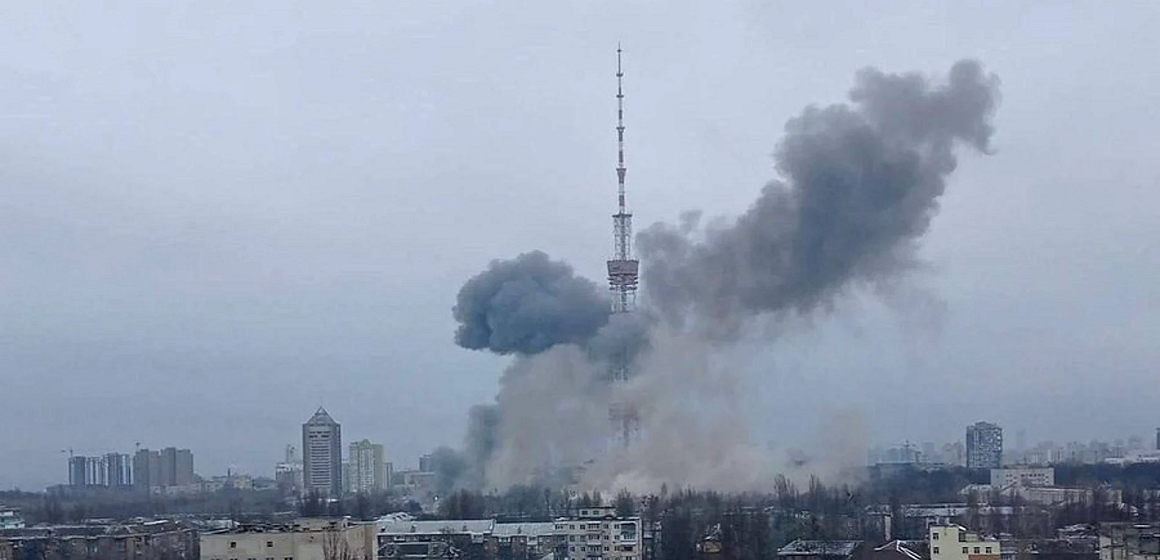 Kiev: Rusia bombardea torre de televisión tras previo aviso